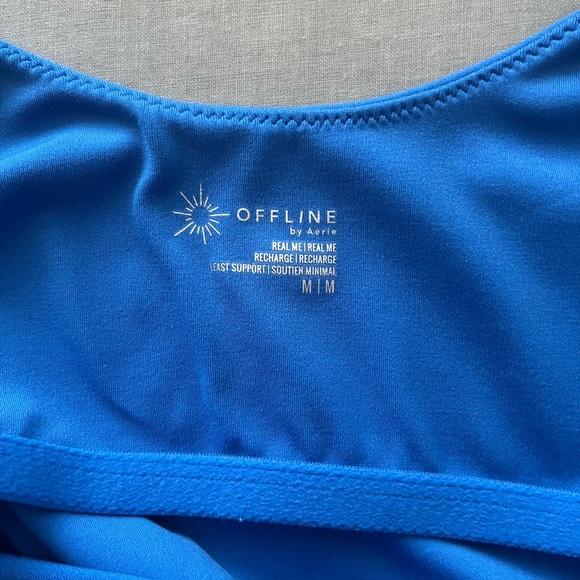 Aerie Real Me sports Bra.  Light support.  Built in removable cups - Picture 2 of 4